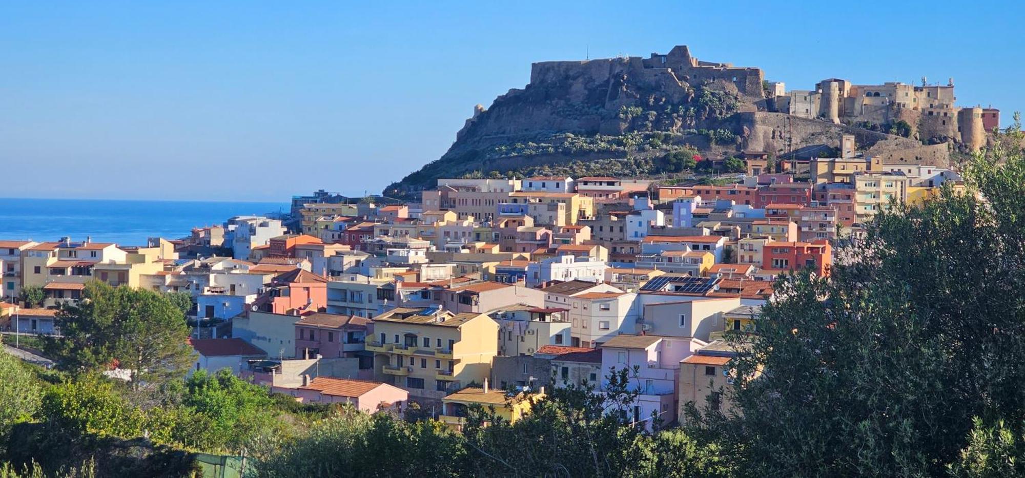 La Casa Di Geppo Lägenhet Castelsardo Exteriör bild